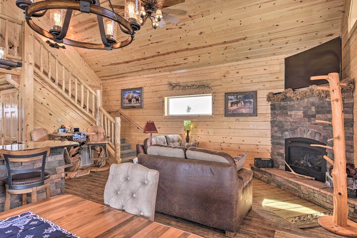 Rio Grande National Forest Cabin: Views & Hot Tub