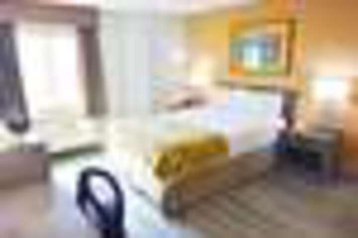 Room 34 of 124