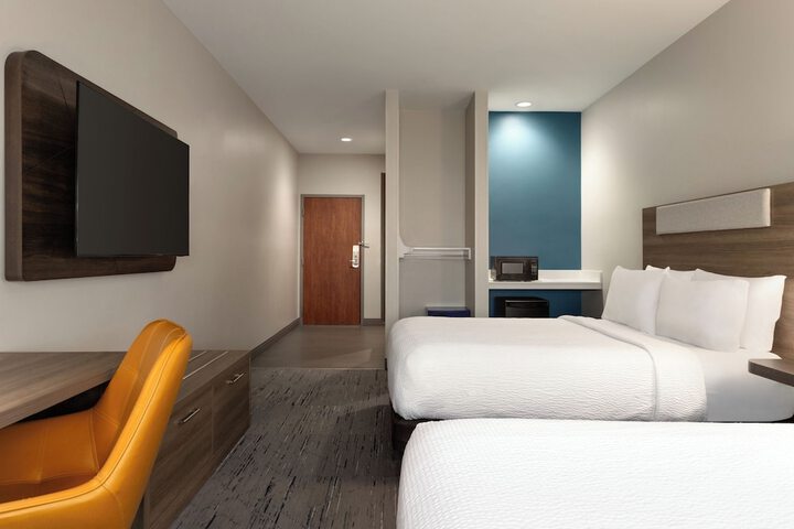Holiday Inn Express Hotel & Suites Edmond by IHG