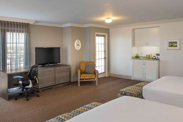 Room 22 of 49