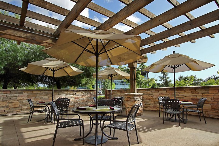 Terrace/Patio 40 of 44