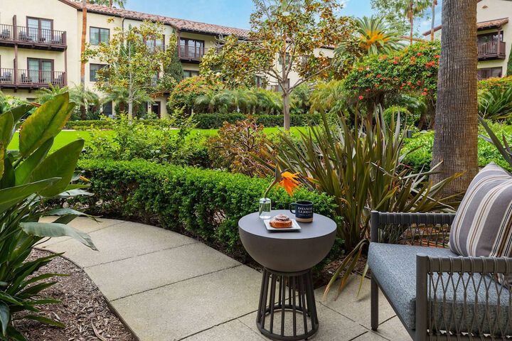 Estancia La Jolla Hotel & Spa