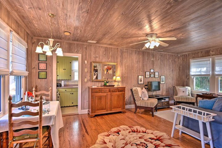Cottage w / Private Pool - Walk to Lake Wales!