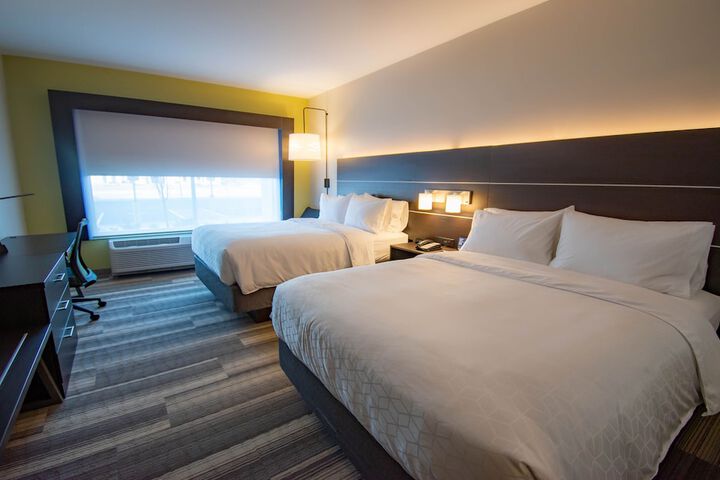 Holiday Inn Express & Suites Tonawanda - Buffalo Area by IHG