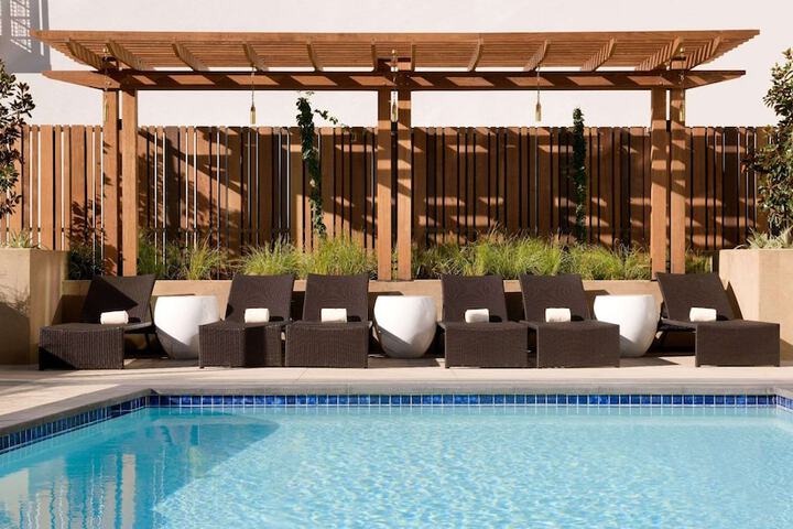 Pool 4 of 63