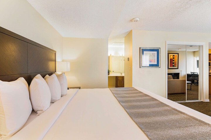 Room 29 of 59