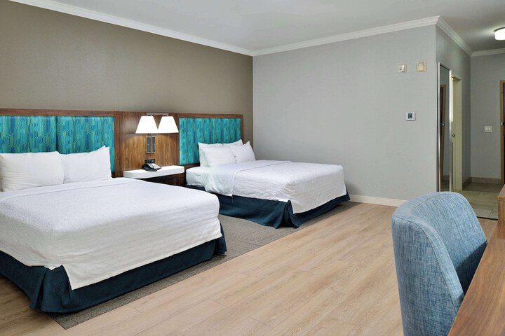Hampton Inn & Suites Greenville