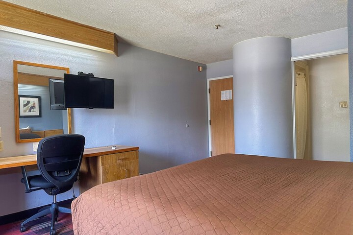 Classic Inn by Townhouse American Way Memphis I 240