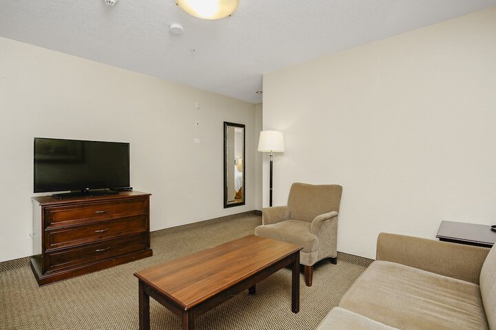 Room 30 of 76