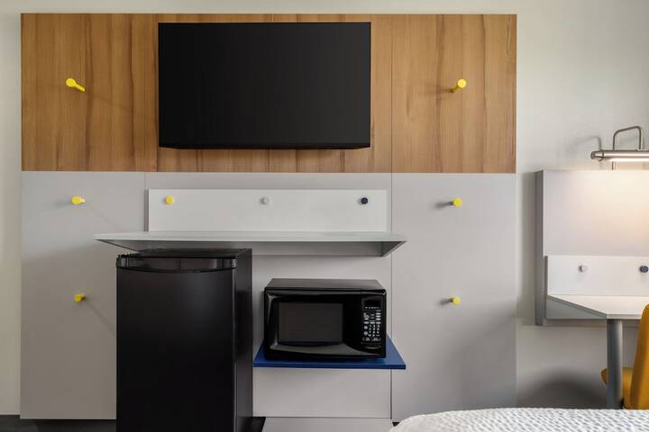 Microtel Inn & Suites by Wyndham Culpeper