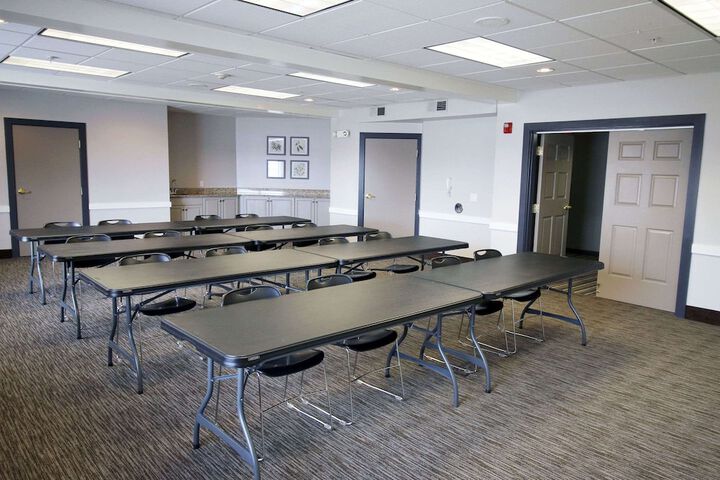 Country Inn & Suites by Radisson Council Bluffs, IA