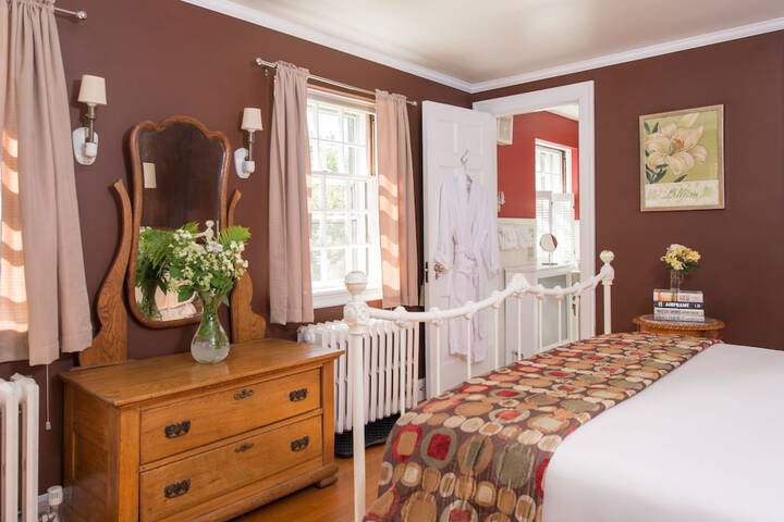 Room 21 of 43