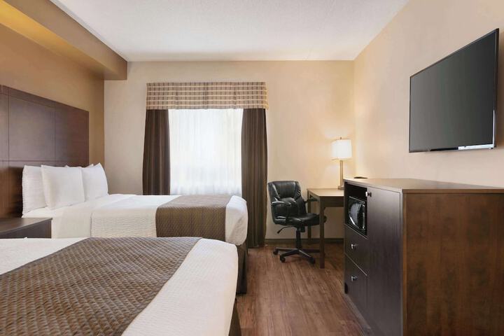 Room 15 of 36