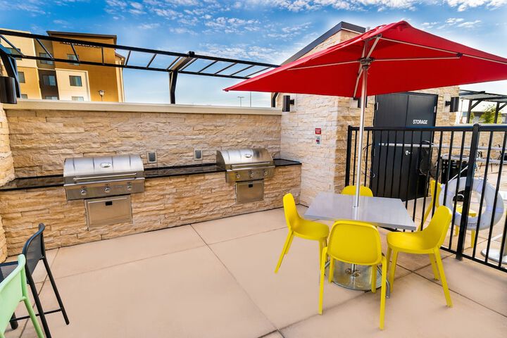 Terrace/Patio 44 of 46