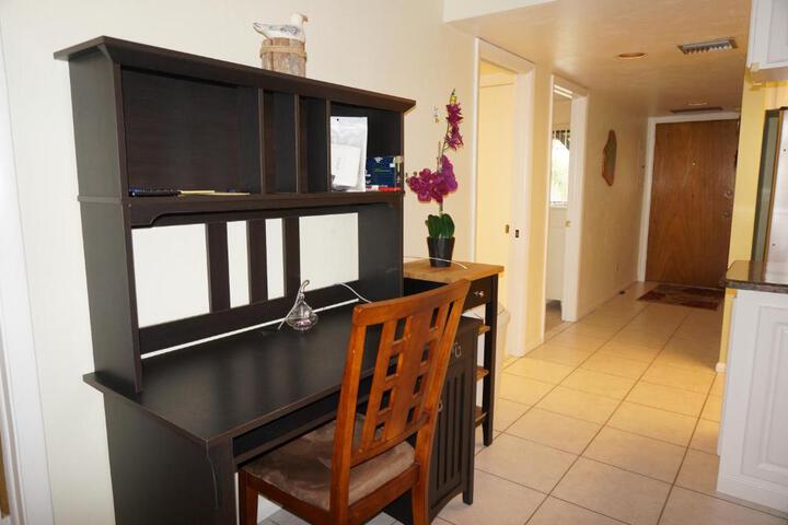 Bass & Sun Condominium 2 / 2 Bedroom