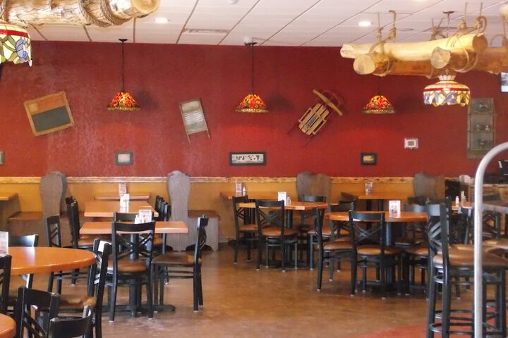 Econo Lodge Inn & Suites Brookings