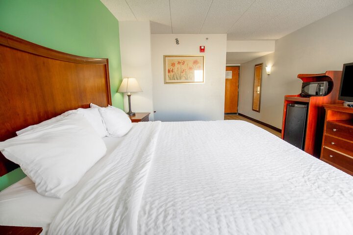Room 43 of 86
