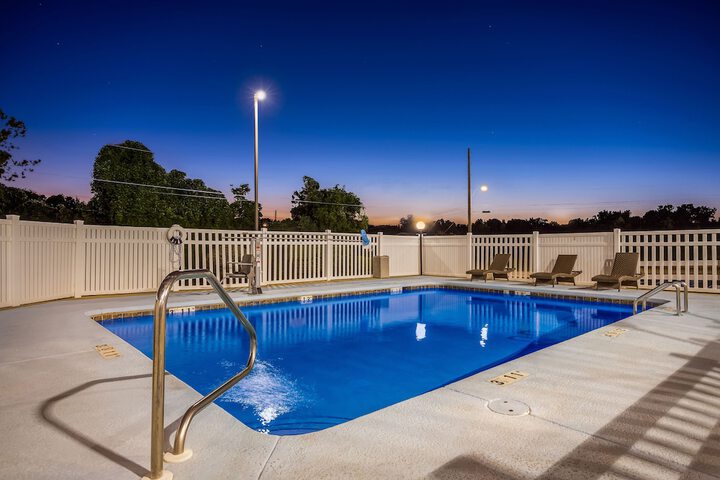 Pool 8 of 63