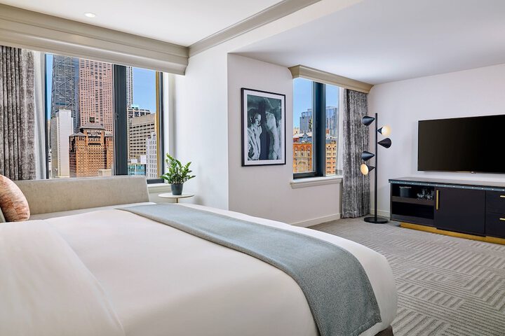 Room 42 of 79