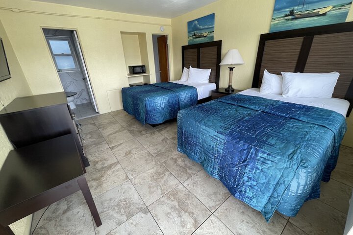 Room 28 of 70