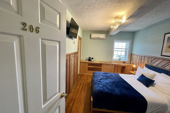Room 101 of 156