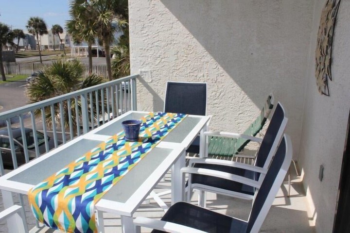 Terrace/Patio 12 of 16