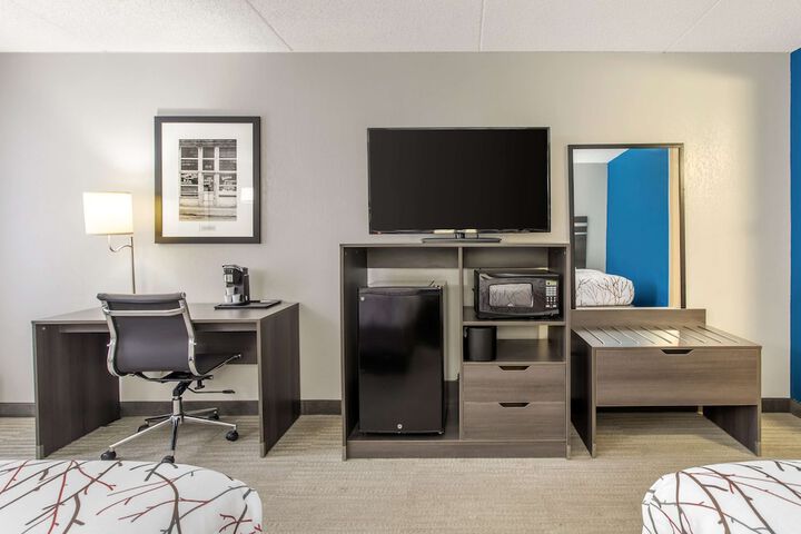 Room 12 of 41