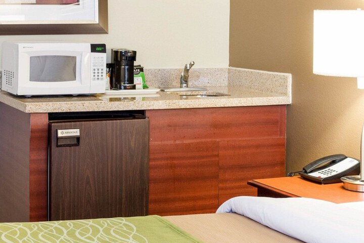 Quality Inn Cleveland MS