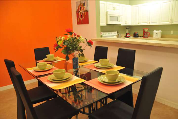 Dining 13 of 21