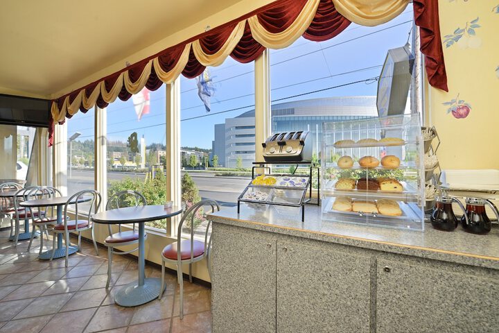 Breakfast/Coffee Service 45 of 49