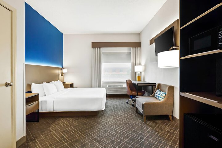 Comfort Inn & Suites OFallon - St. Louis Area