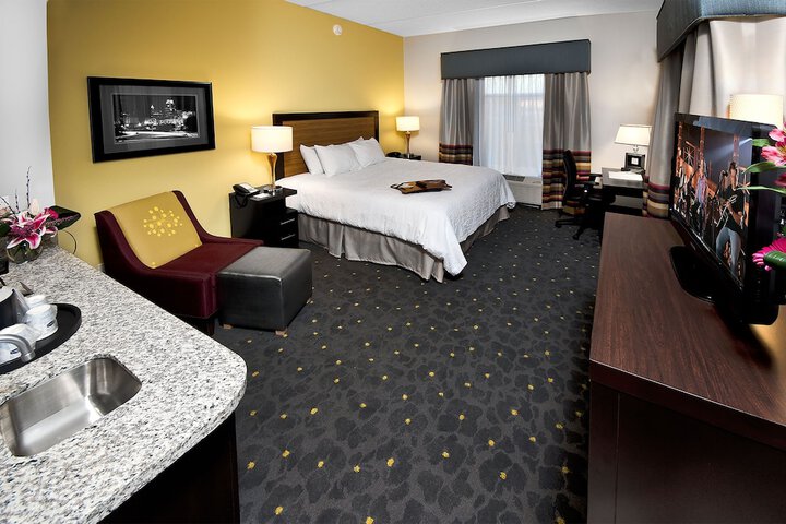 Room 50 of 118
