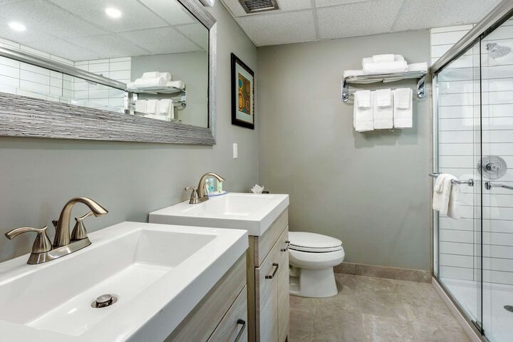 Room 12 of 51