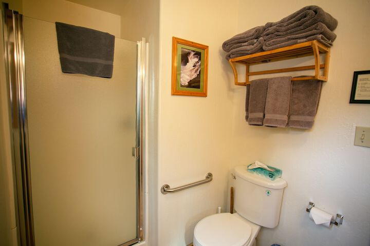 Room 183 of 236