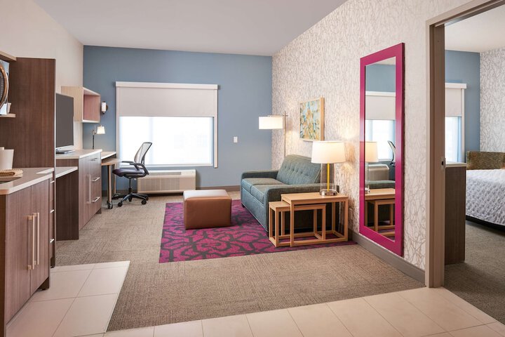 Room 35 of 43