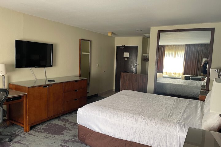 Room 39 of 39