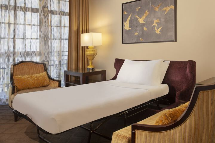 The Ashton Hotel