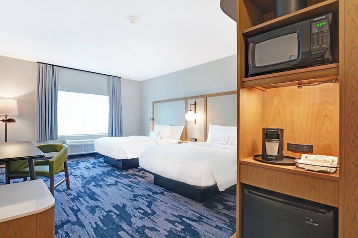 Room 19 of 32