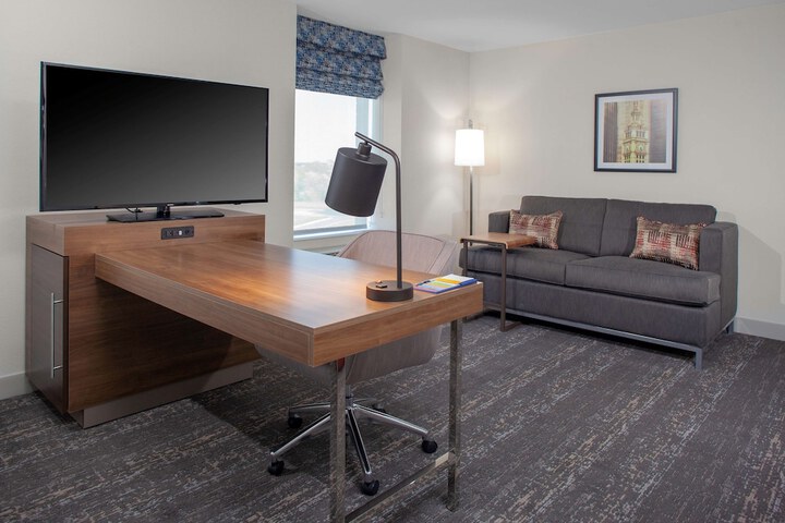 Room 11 of 26