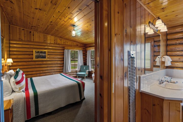 El Western Cabins & Lodges