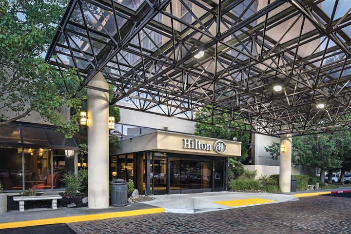 Hotel 7 of 37