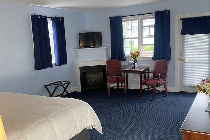 Room 20 of 37