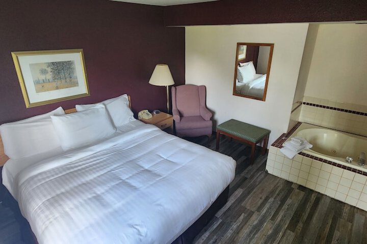 Room 15 of 16