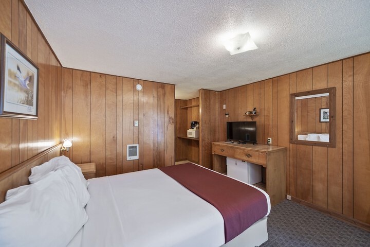 Room 46 of 65