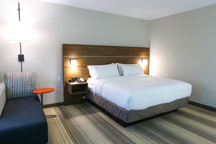 Room 20 of 72