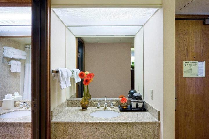 DoubleTree by Hilton San Jose