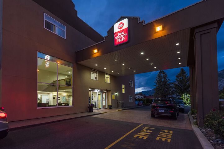 Best Western Plus Osoyoos Hotel & Suites