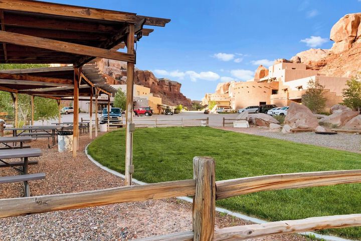 Bluff Dwellings Resort