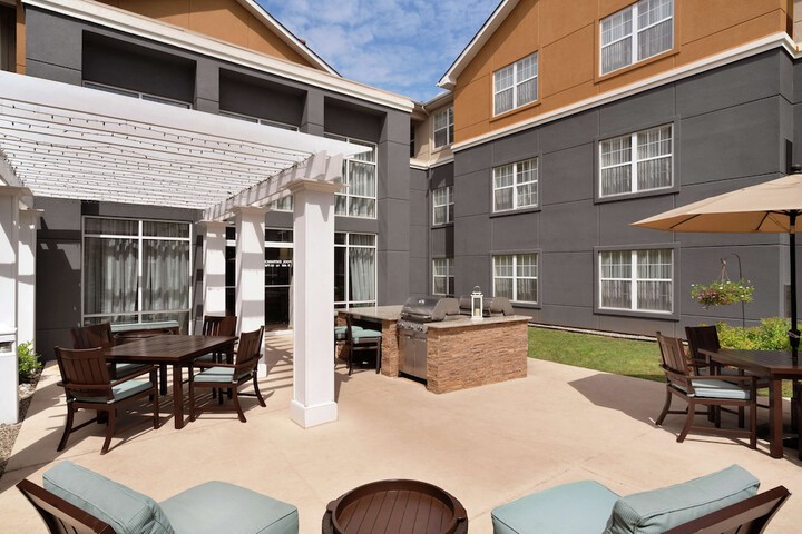 Terrace/Patio 36 of 37