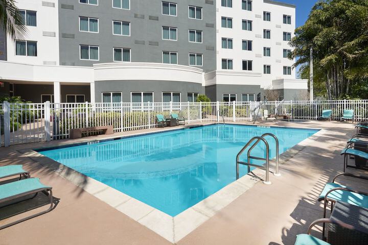 Pool 4 of 29